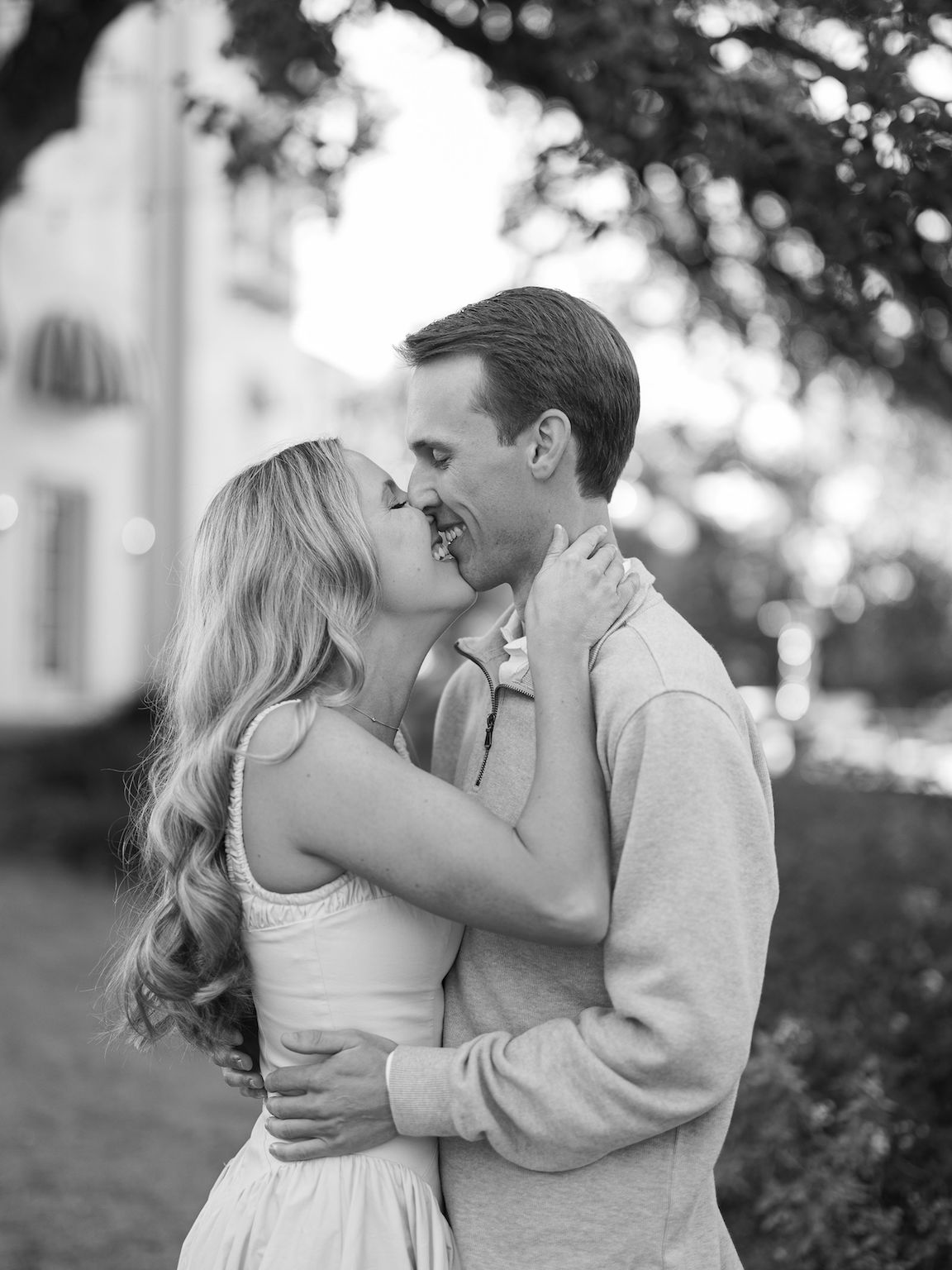 Laguna Gloria Engagement Session in Sunshine