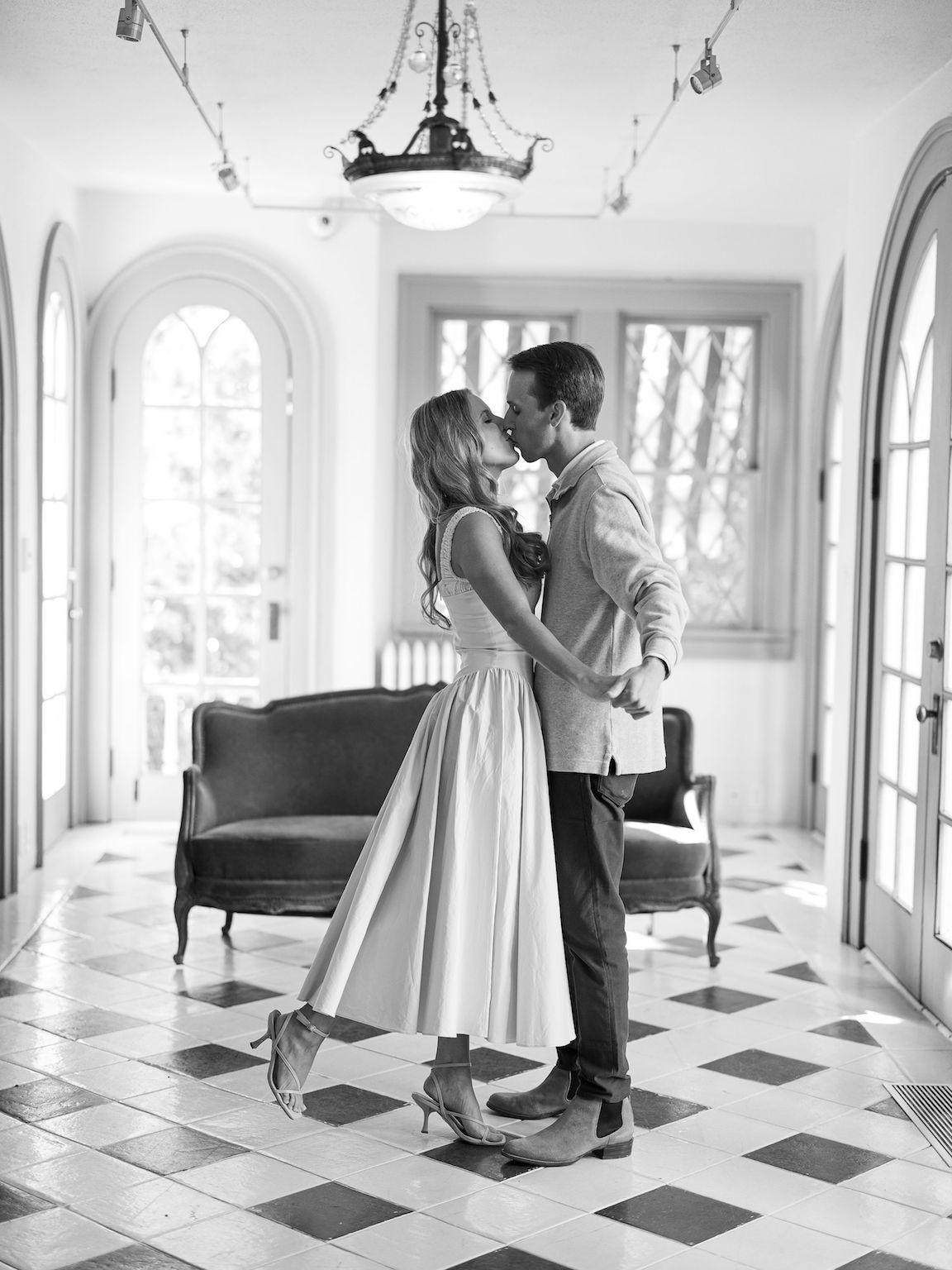 Laguna Gloria Engagement Session in Sunshine