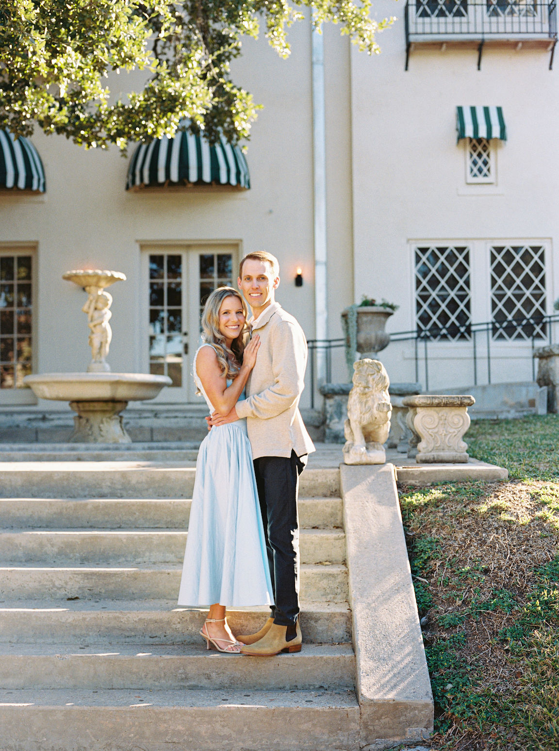 Laguna Gloria Engagement Session in Sunshine