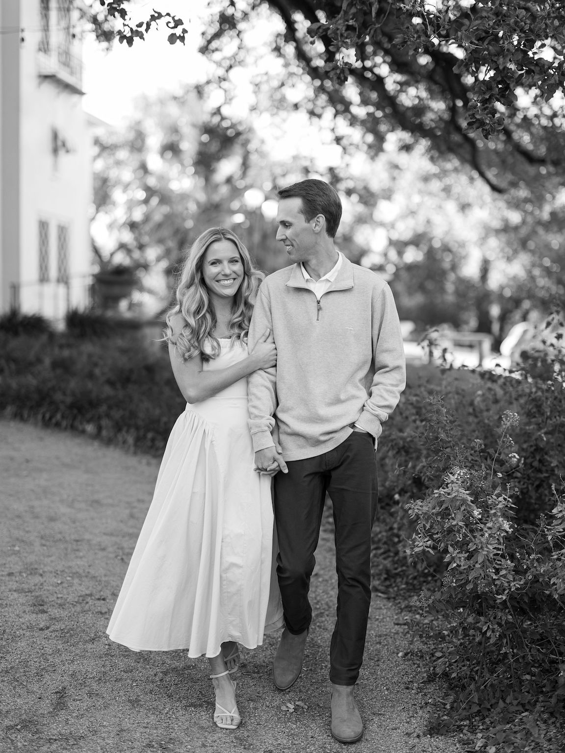 Laguna Gloria Engagement Session in Sunshine