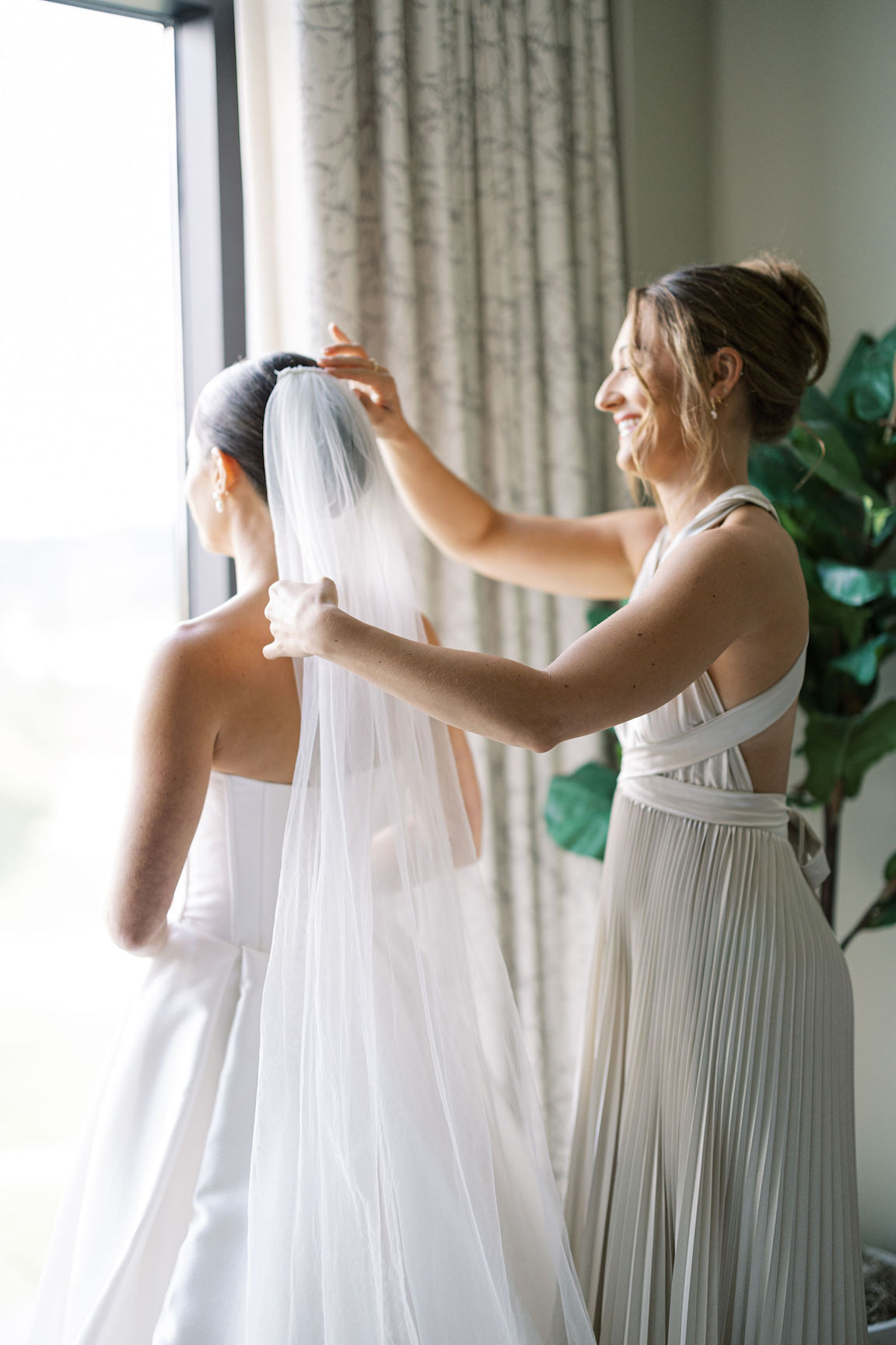 Omni Barton Creek Wedding bride getting ready