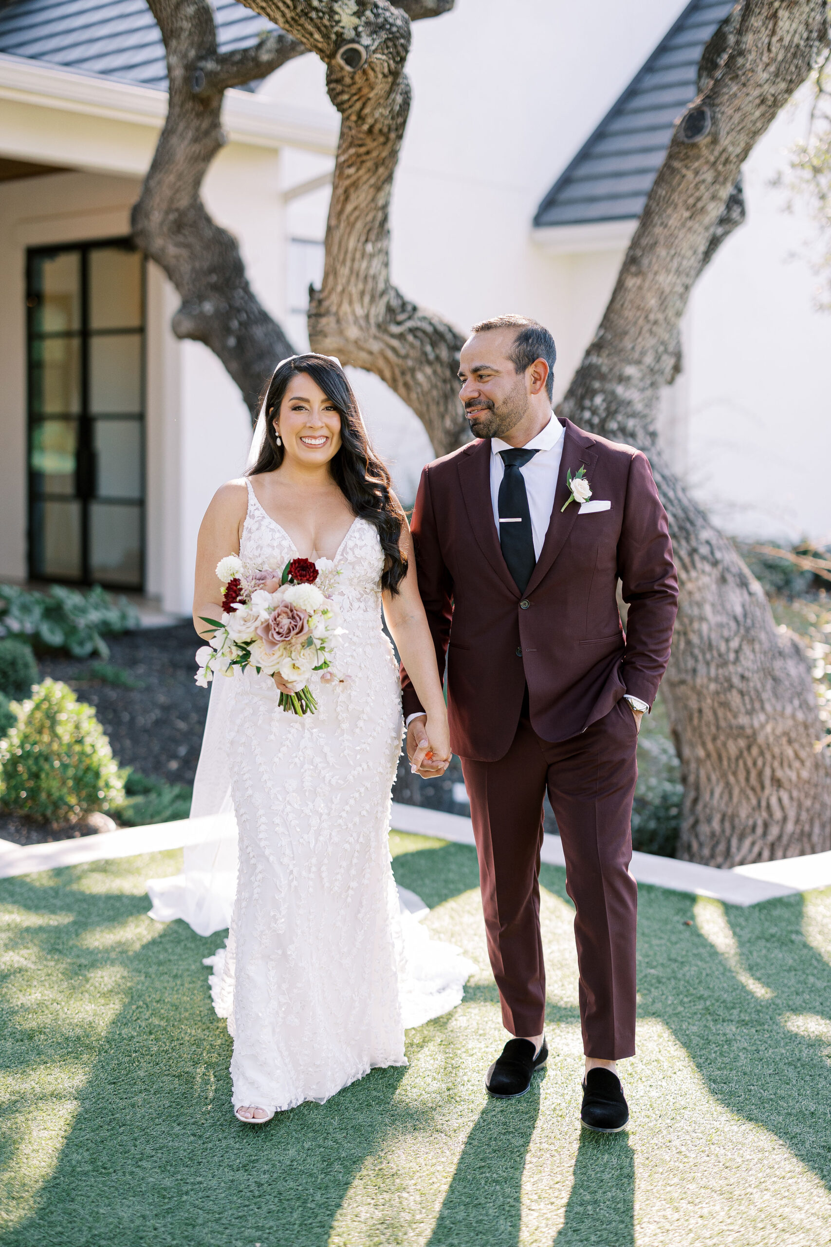 The Arlo wedding bride and groom