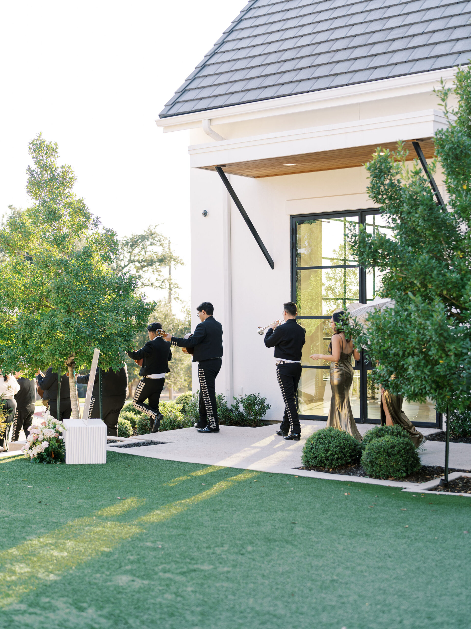 The Arlo wedding second line