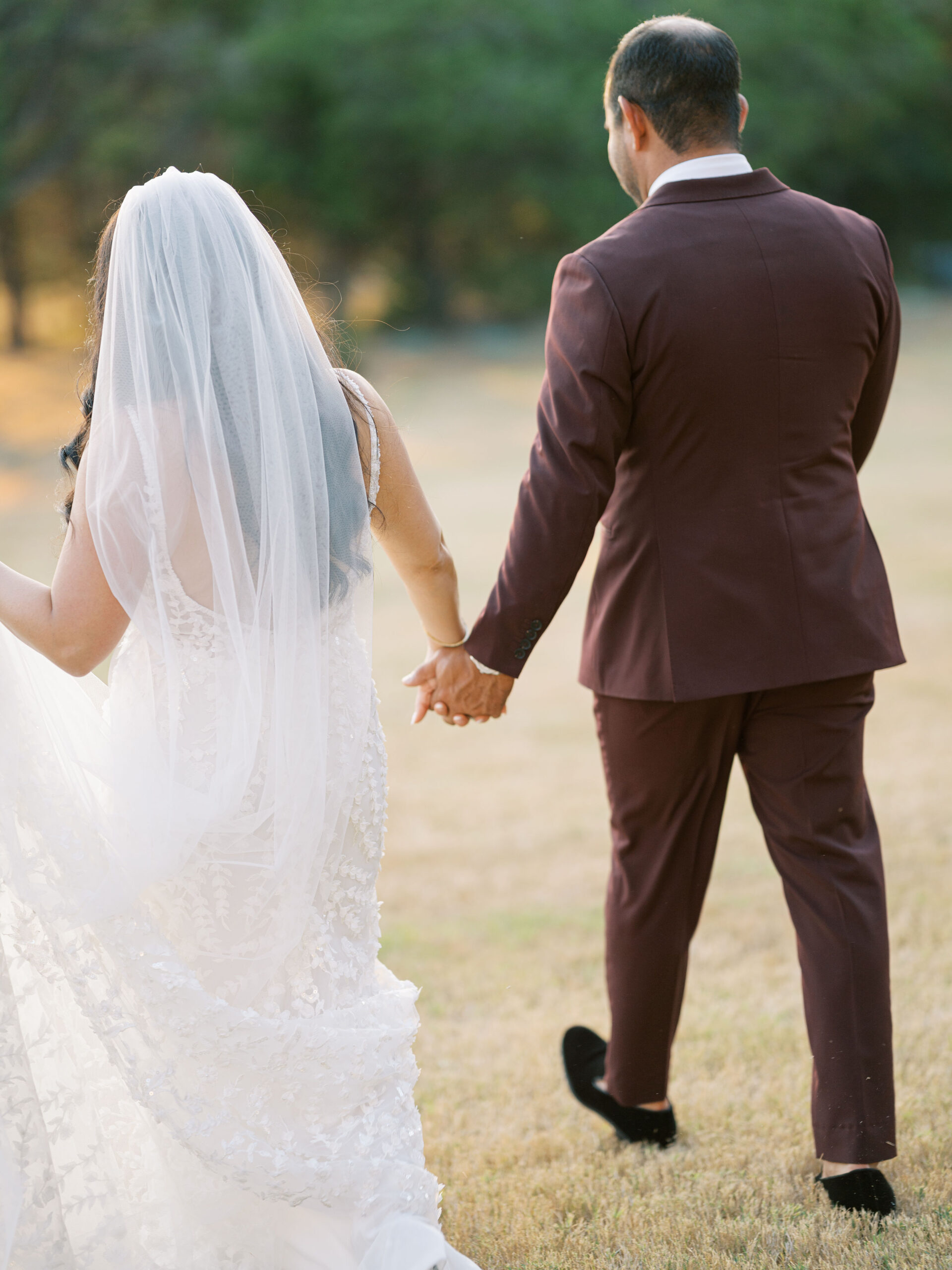 The Arlo wedding bride and groom portraits