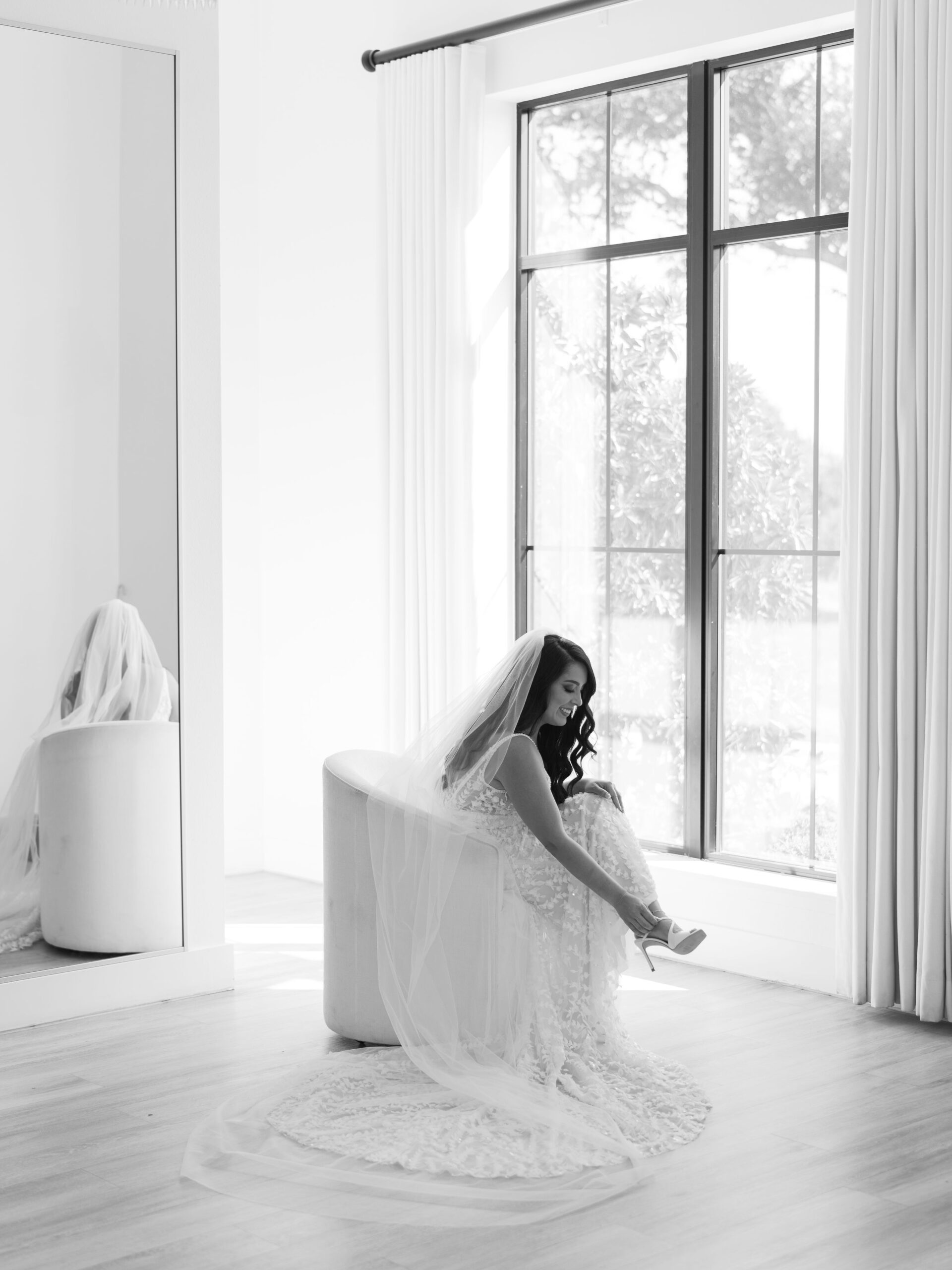 The Arlo Bride Getting Ready & Details
