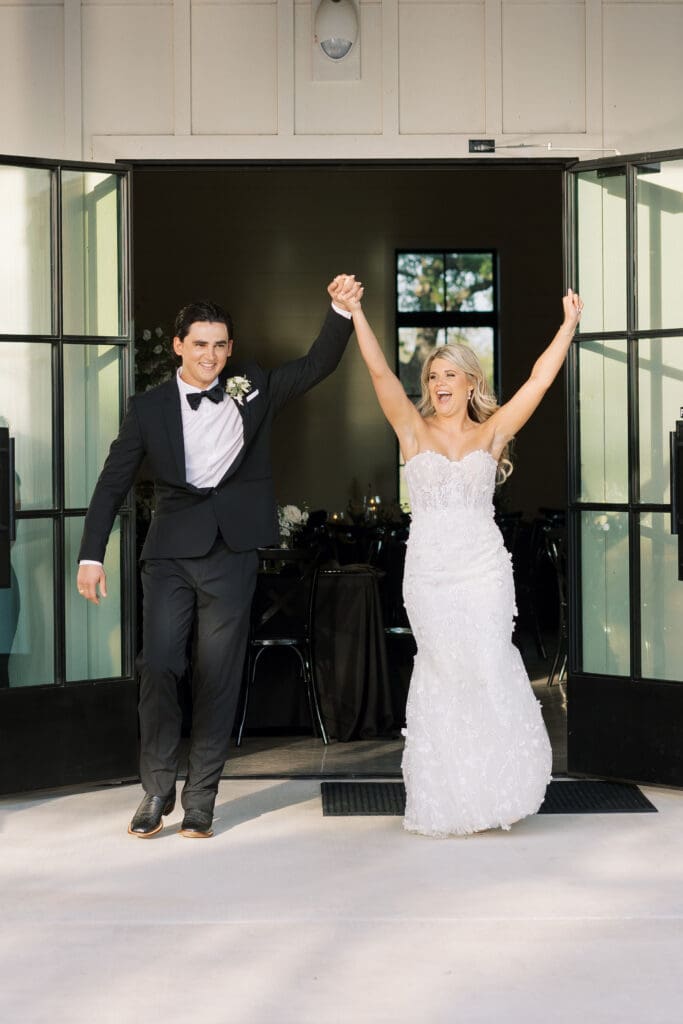 Elegant Dos Palomas Ranch wedding photographed by Diana Brewer