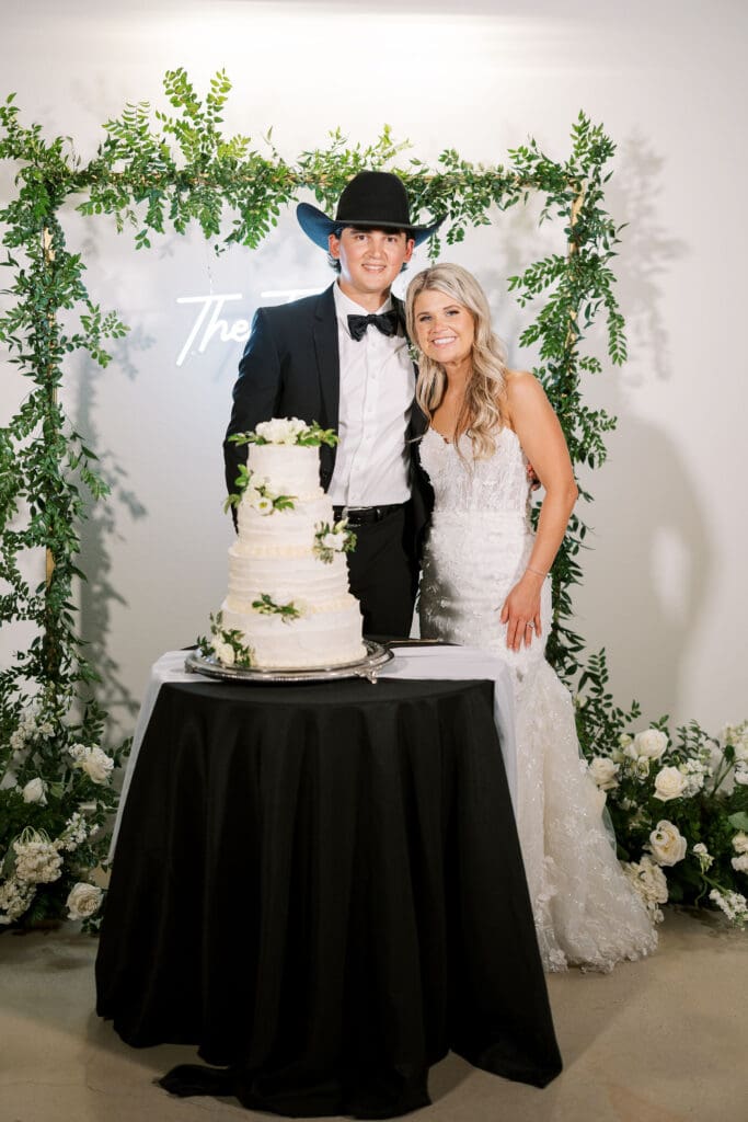 Elegant Dos Palomas Ranch wedding photographed by Diana Brewer