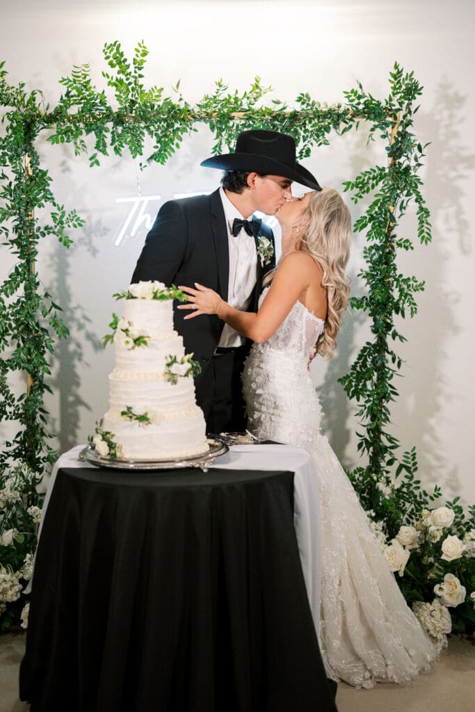 Elegant Dos Palomas Ranch wedding photographed by Diana Brewer