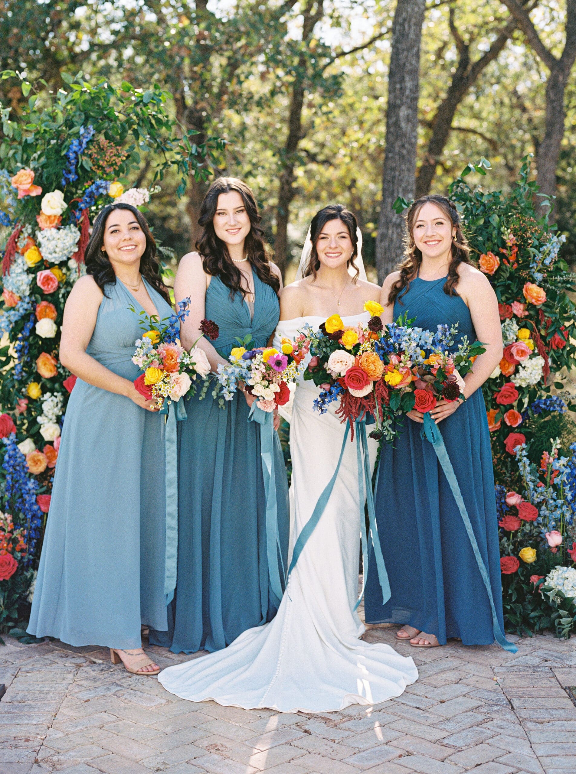Outdoor Texas Hill Country wedding at The Grand Lady
