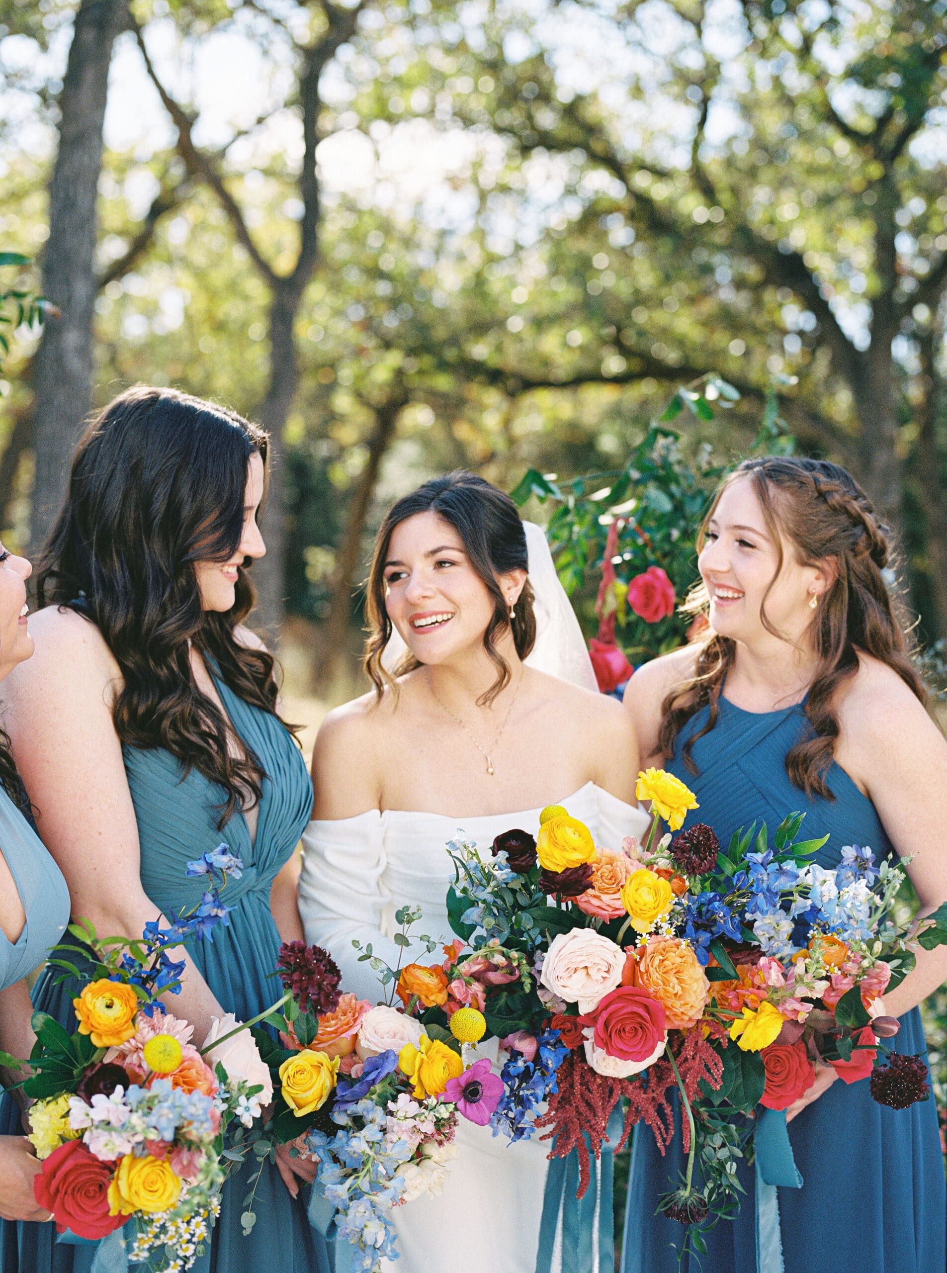 Outdoor Texas Hill Country wedding at The Grand Lady