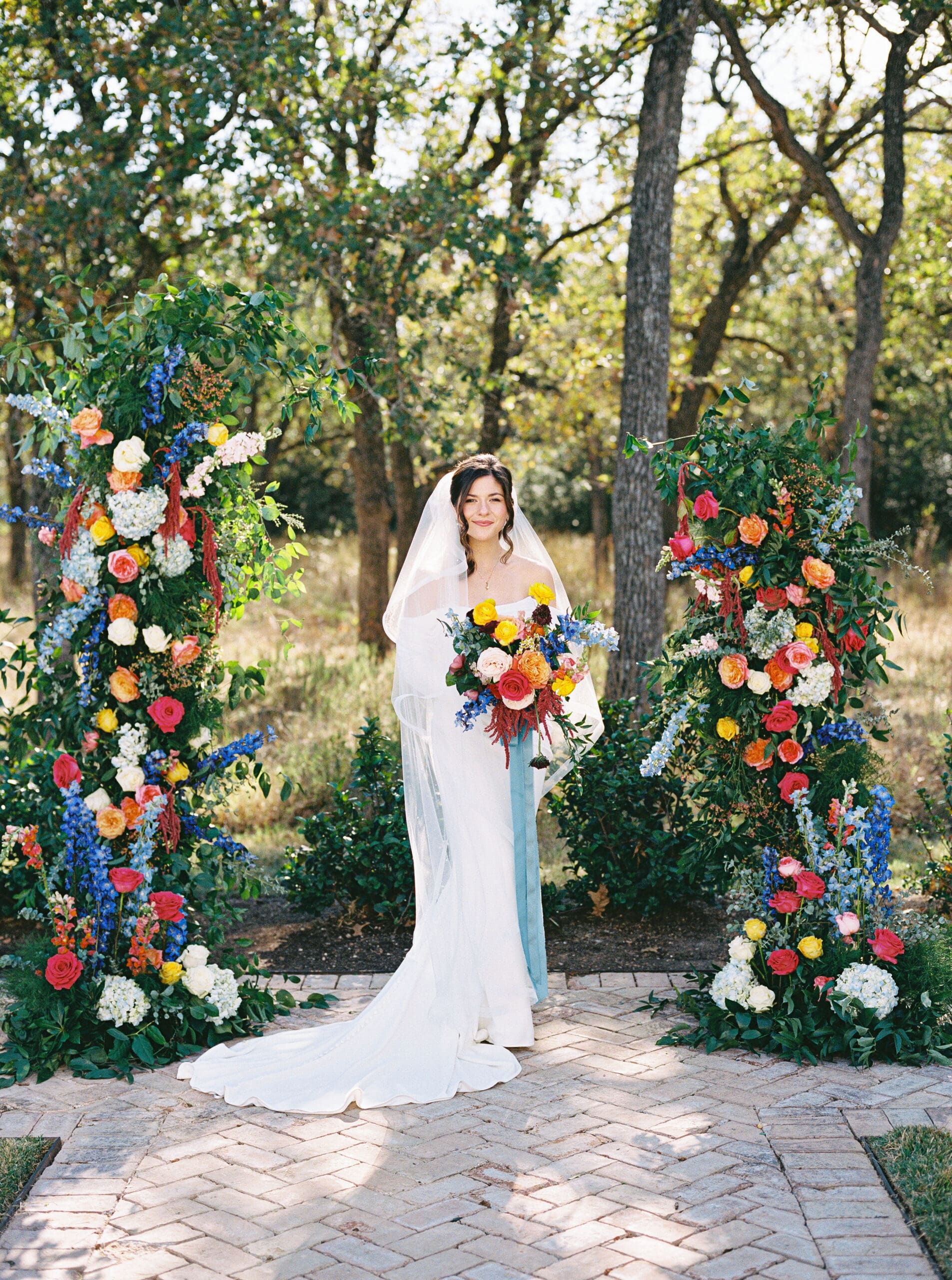 Outdoor Texas Hill Country wedding at The Grand Lady