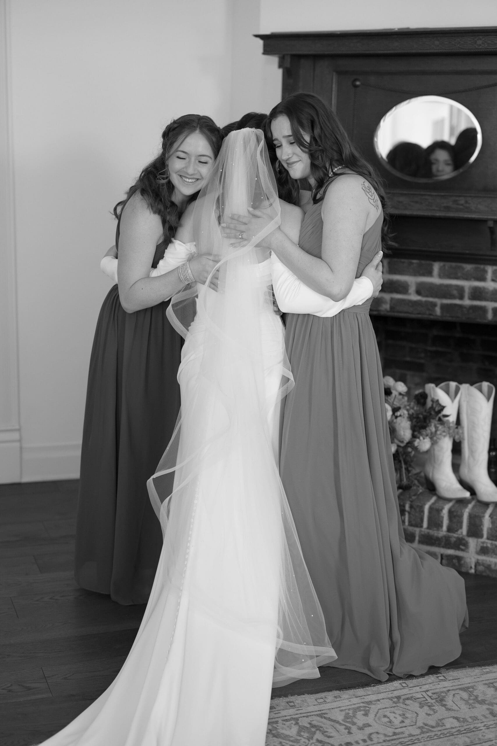 Romantic Austin wedding photography by Diana Brewer at The Grand Lady