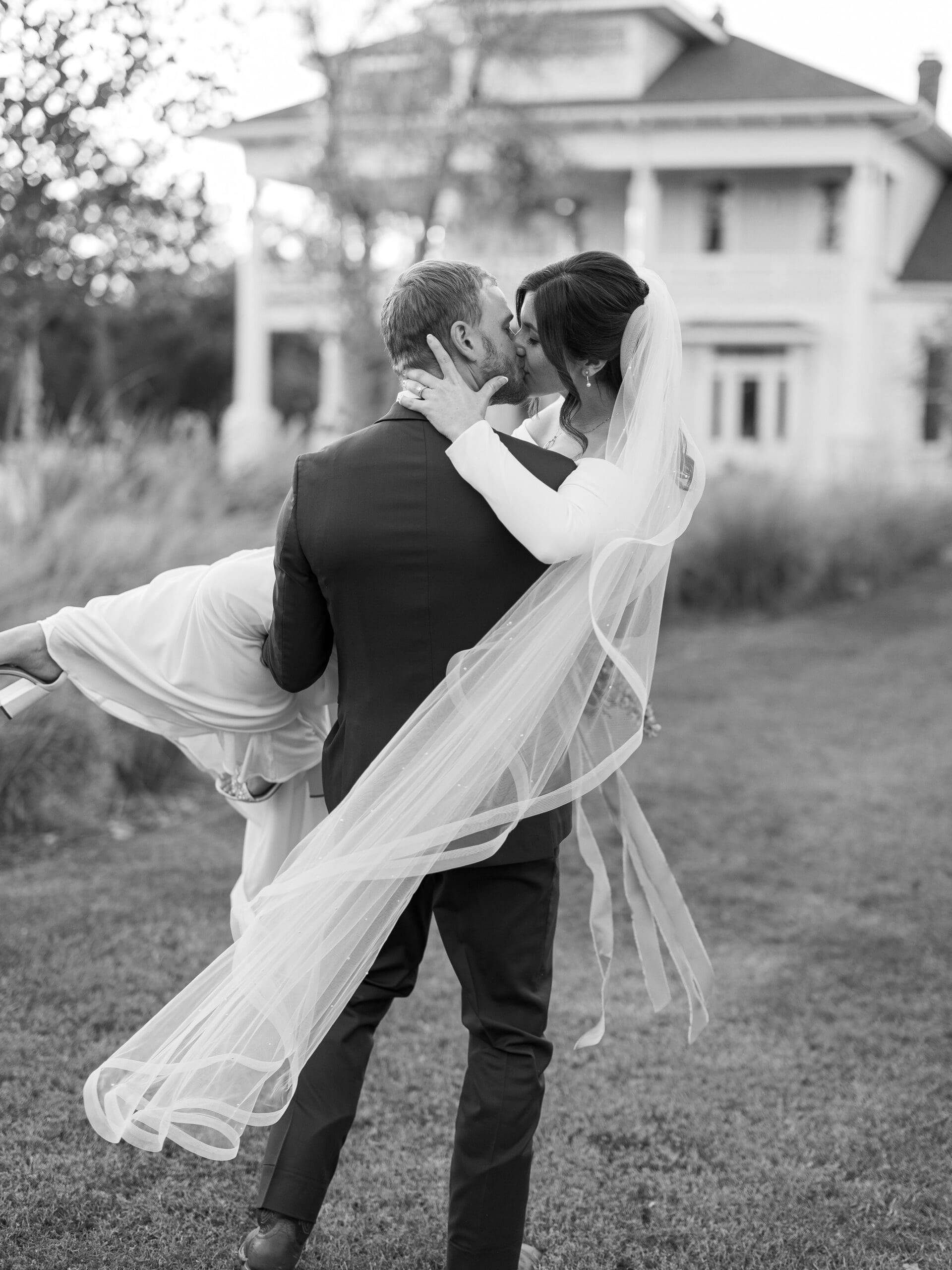 The Grand Lady wedding portraits of bride and groom in Austin